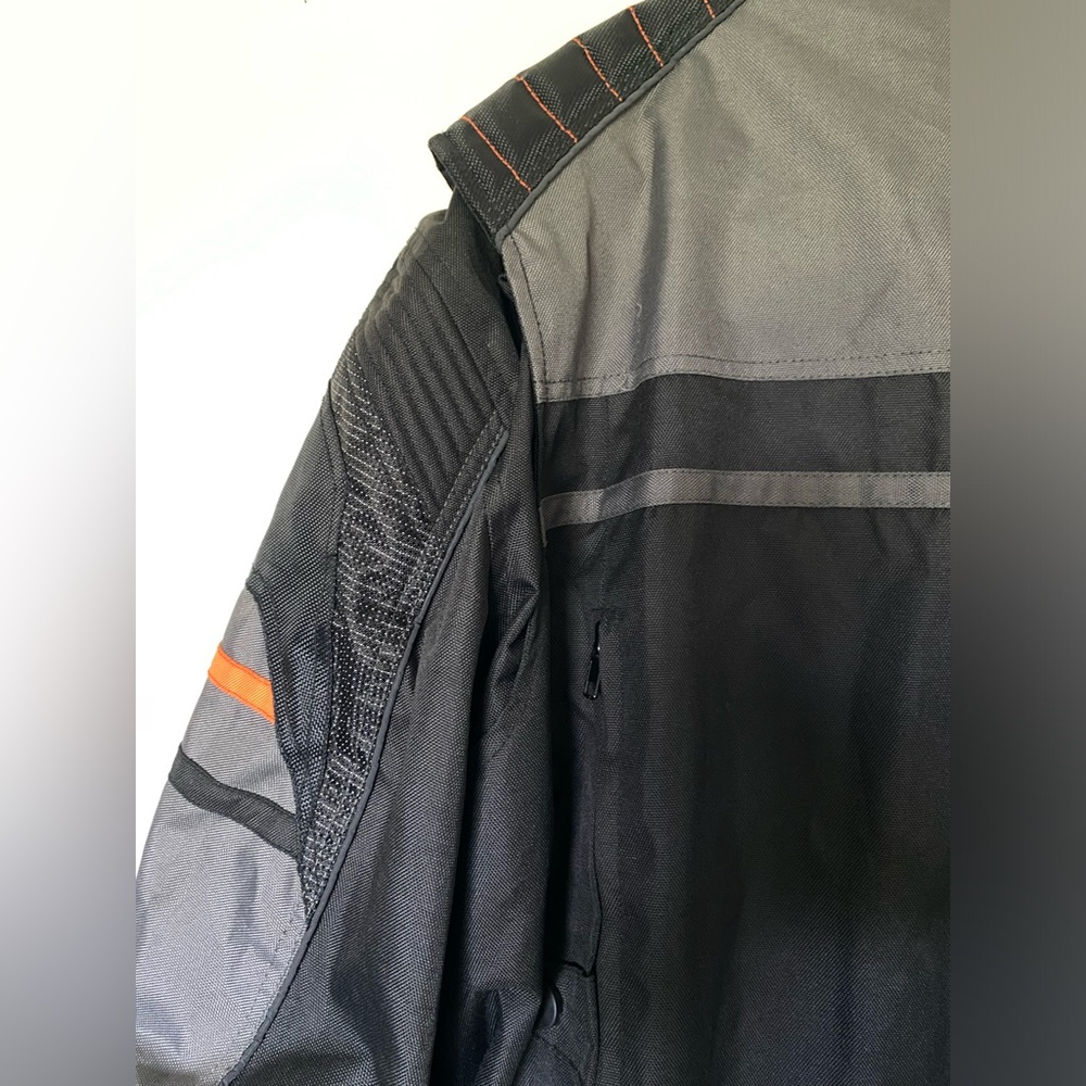 Biker Jacket - Picture 5 of 7